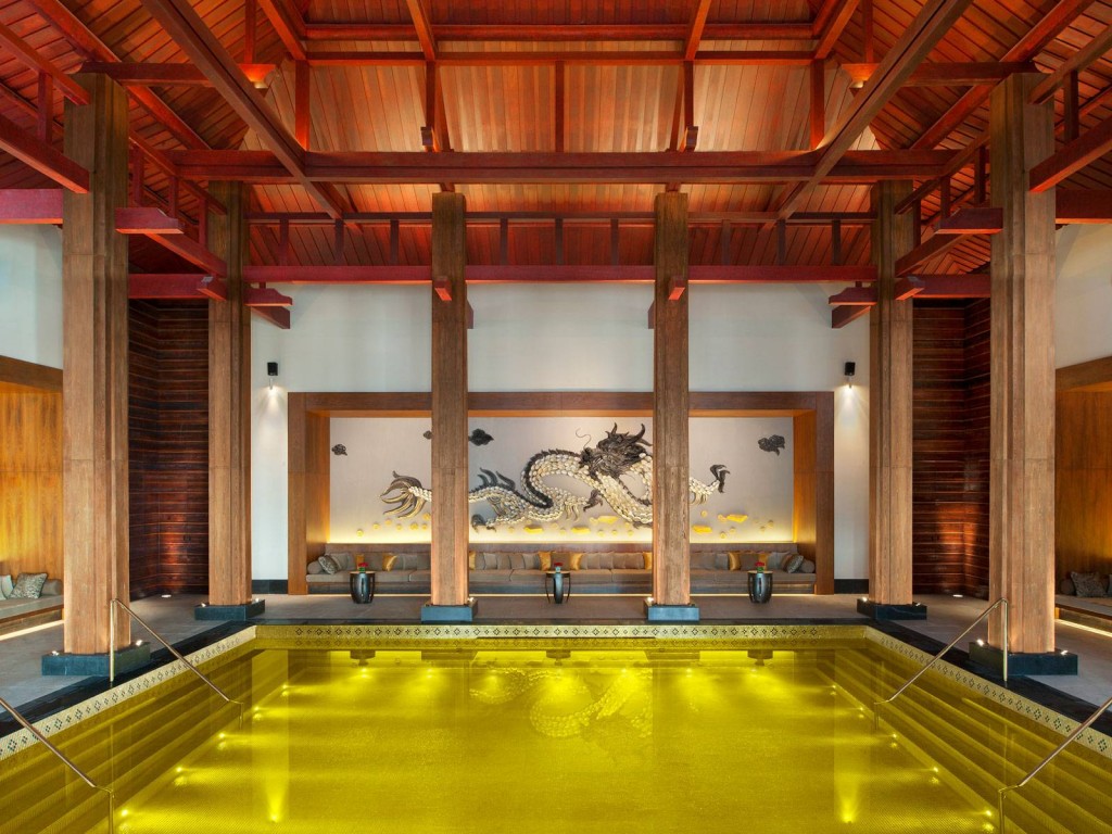 st-regis-lhasa-resort-pool-gold-bling-woe-1